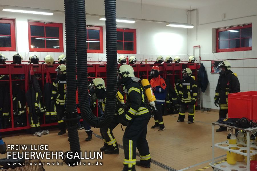 Berufsfeuerwehr-Wochenende unserer Jugendfeuerwehr